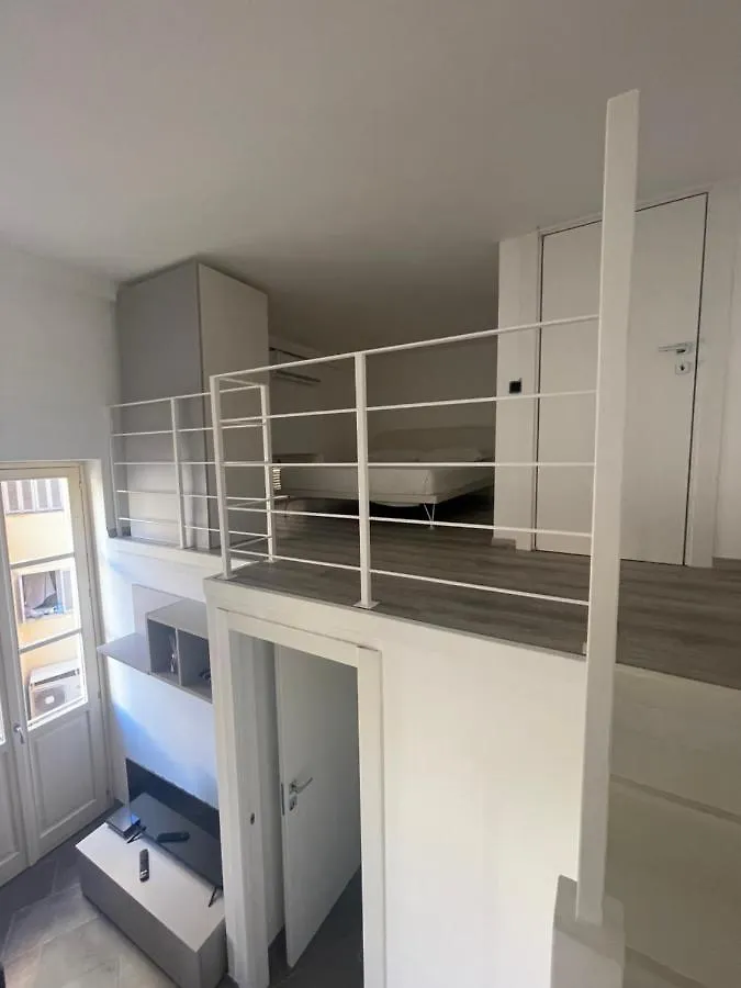 Maison Micheloni Mentone 0*,